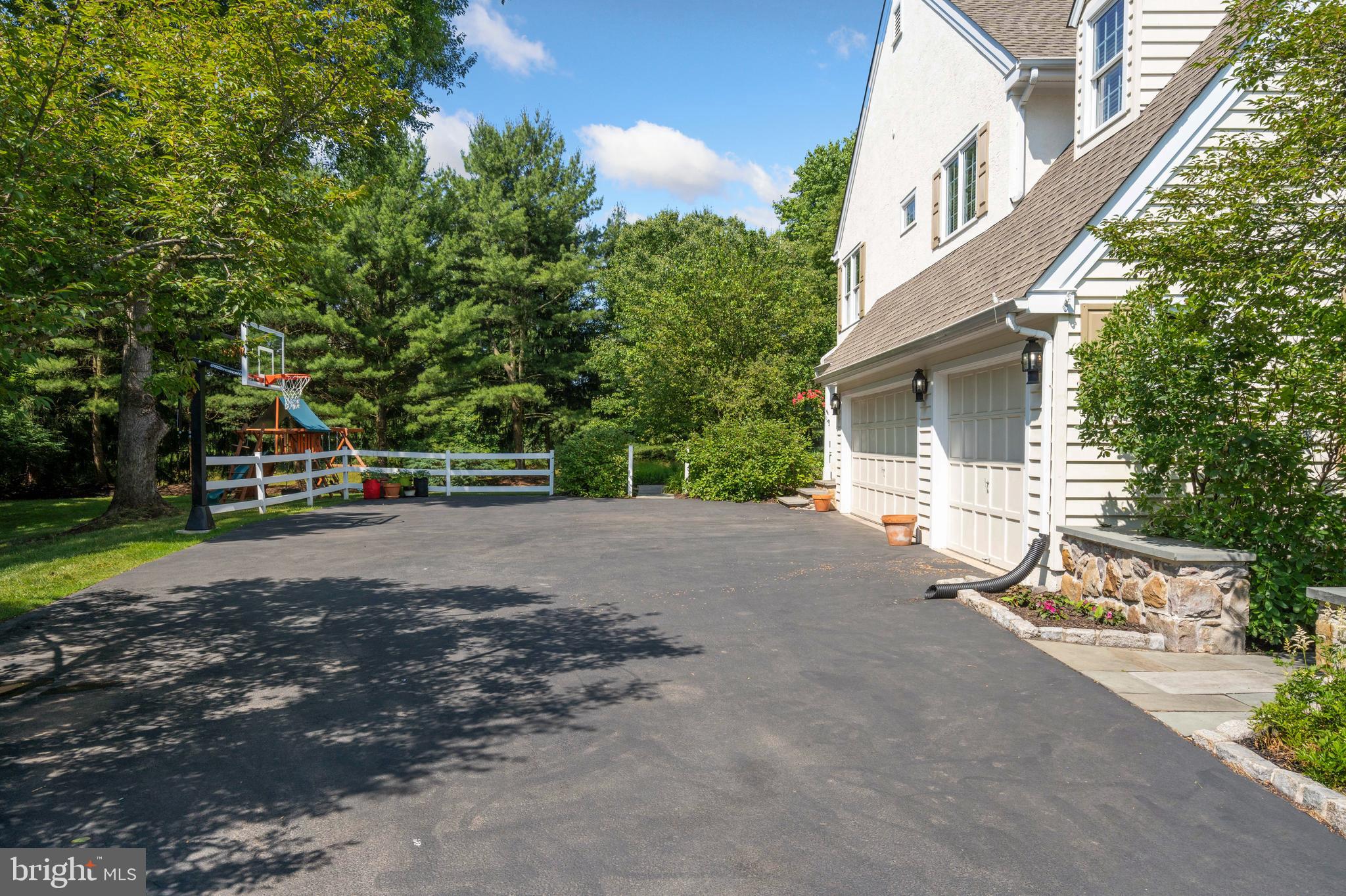 MEADOWVIEW FARMS - Residential