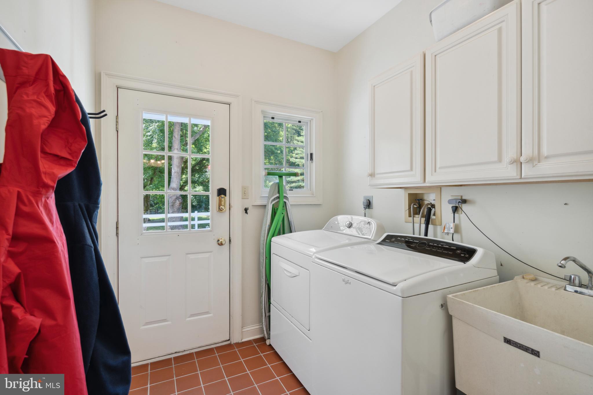 MEADOWVIEW FARMS - Residential