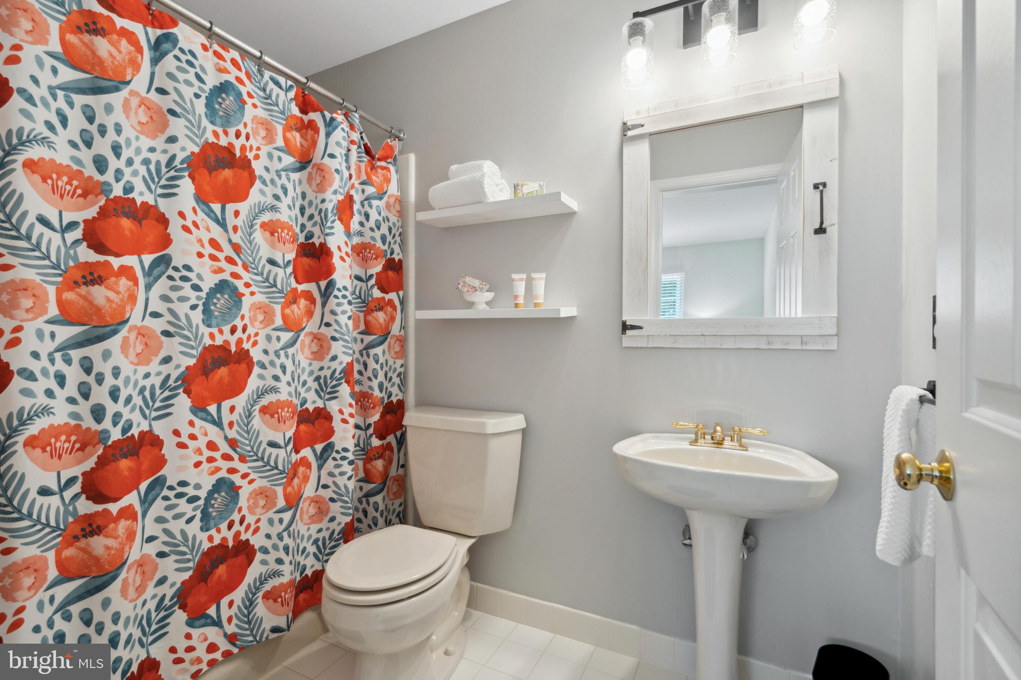 MEADOWVIEW FARMS - Residential