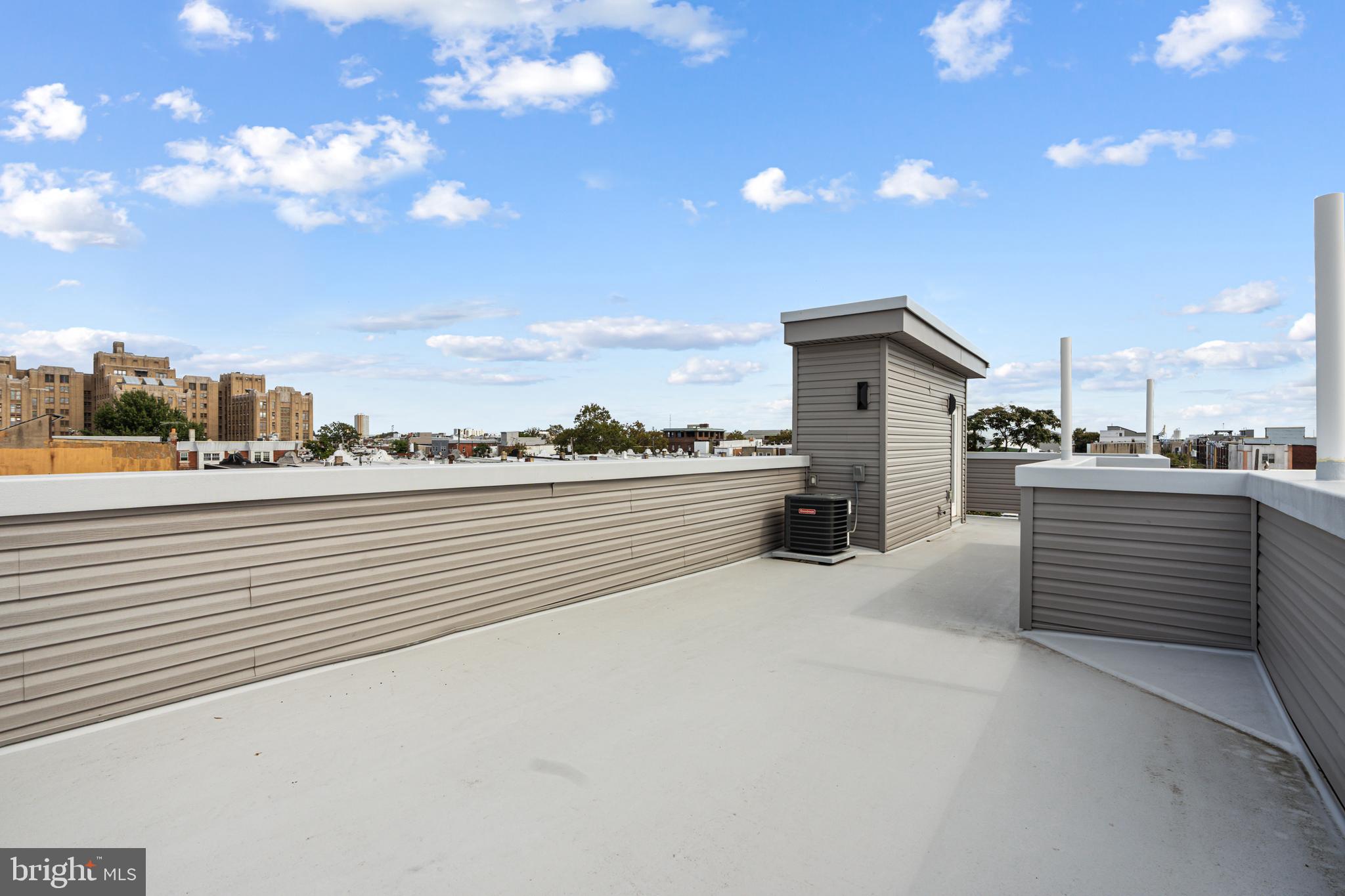 LOWER MOYAMENSING - Residential