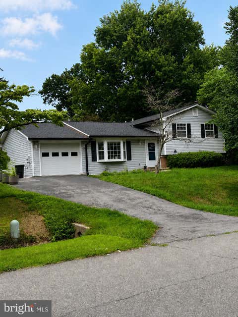 Homes For Sale - 24312 Log House Road<br/> GAITHERSBURG, MD 20882