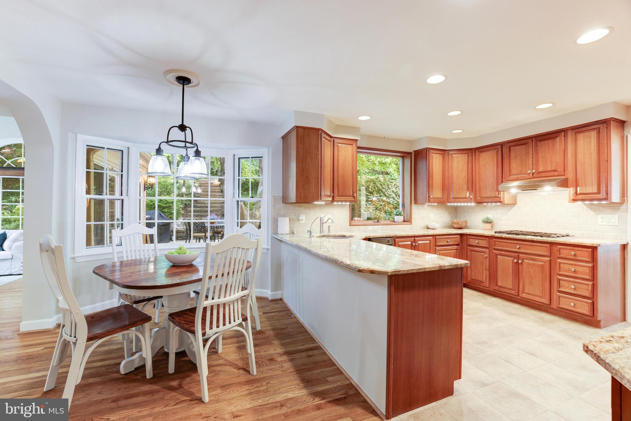 MC LEAN HUNT - Residential