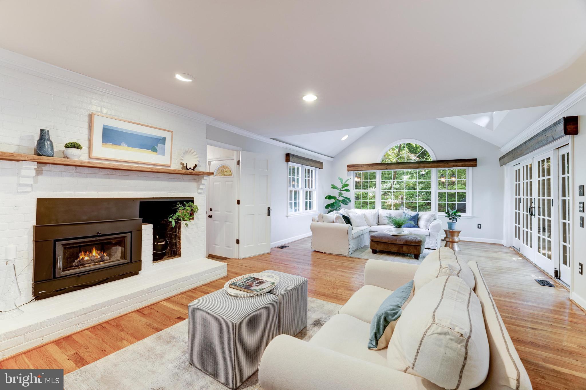 MC LEAN HUNT - Residential