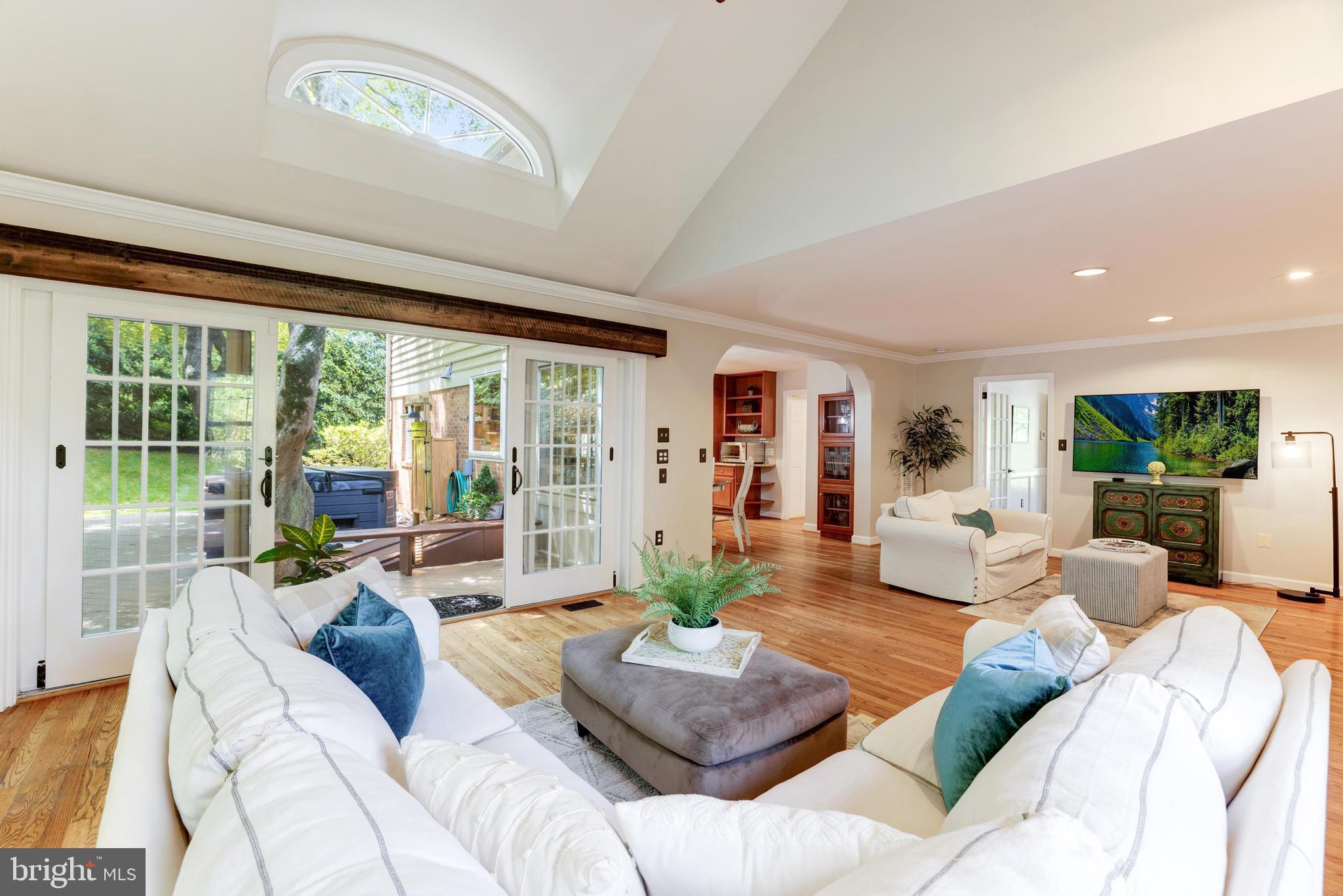 MC LEAN HUNT - Residential