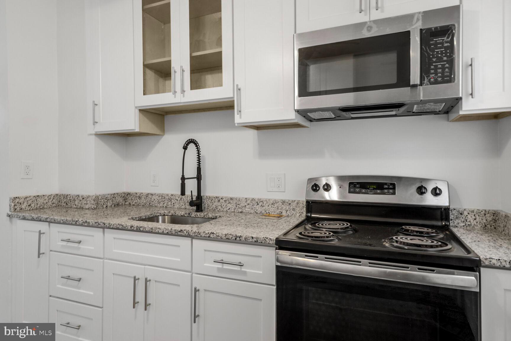 MORELL PARK - Residential Lease