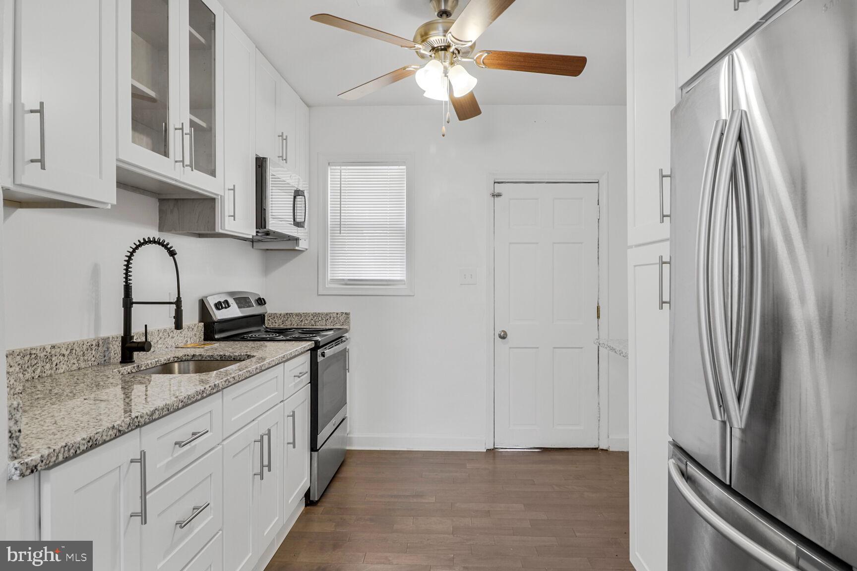 MORELL PARK - Residential Lease