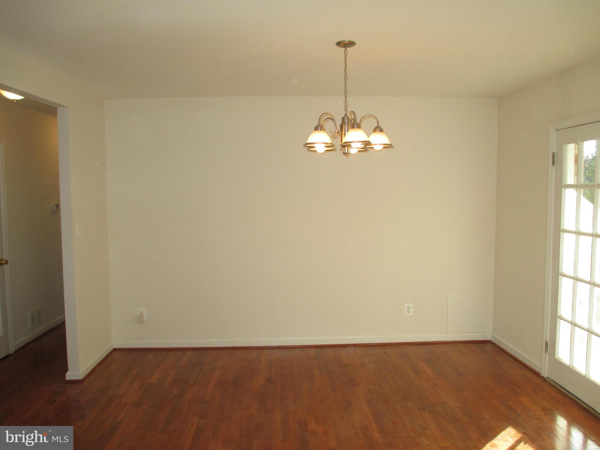 OLD FORT MANOR - Residential