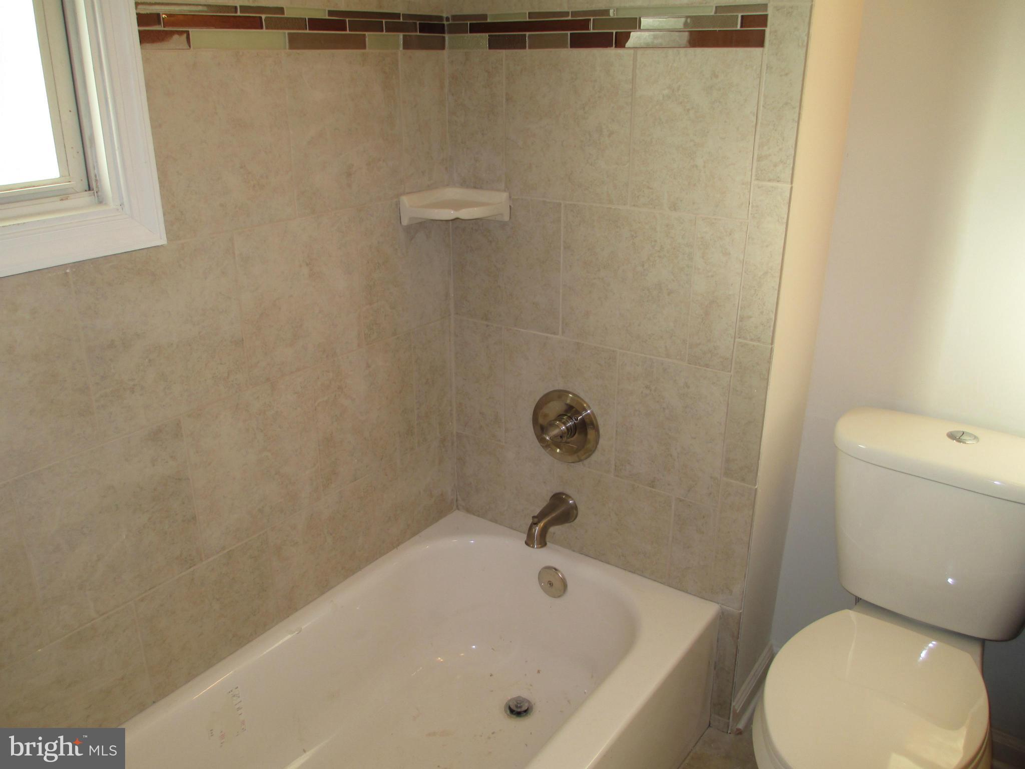 OLD FORT MANOR - Residential