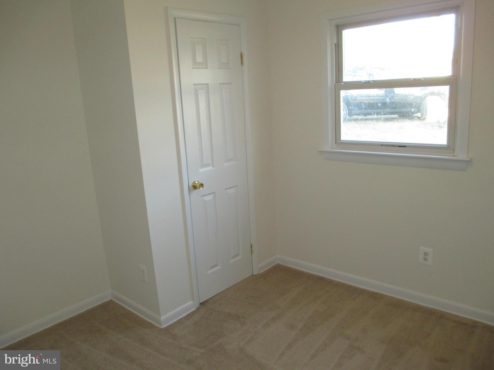 OLD FORT MANOR - Residential