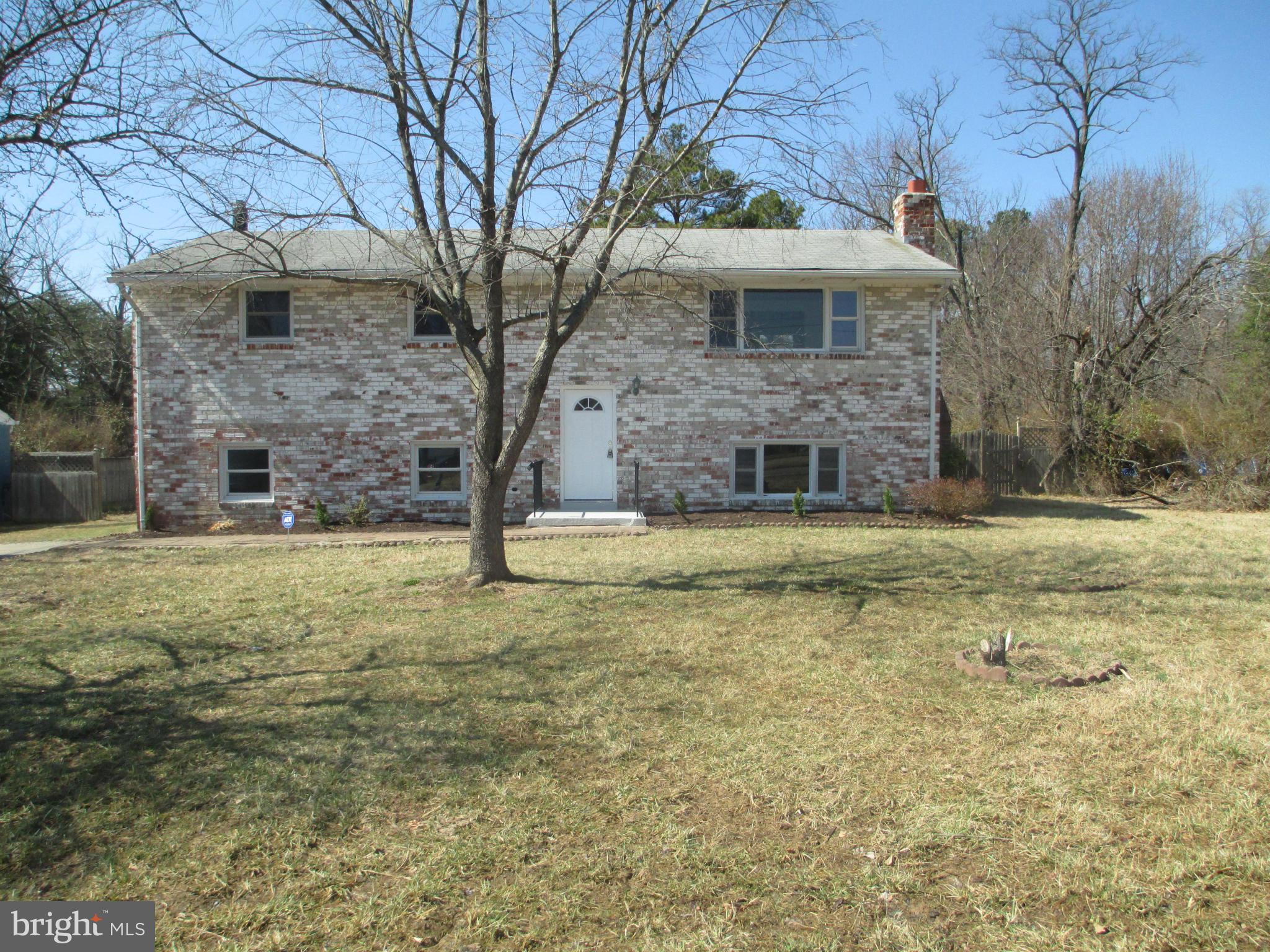 OLD FORT MANOR - Residential
