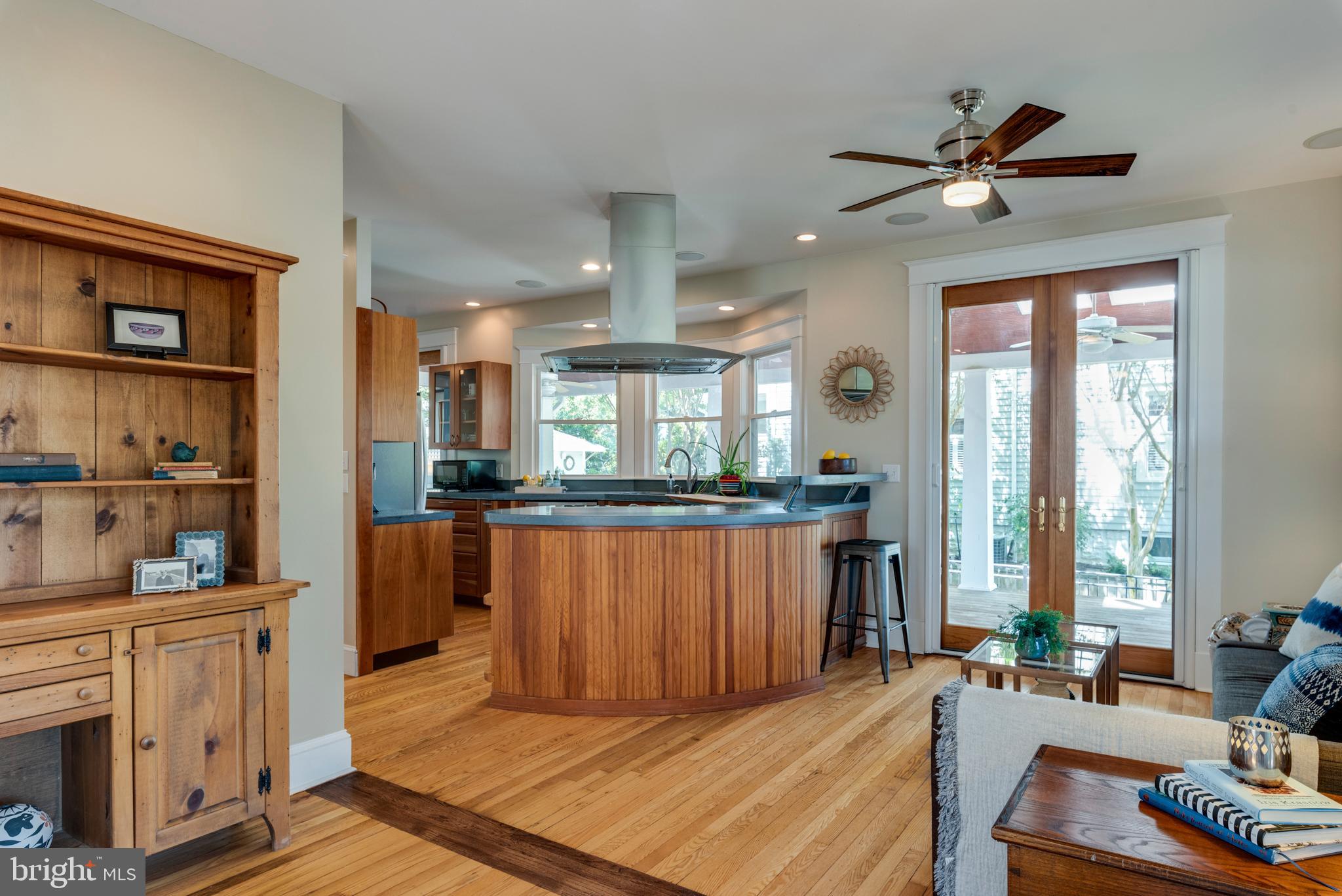 HOMEWOOD - Residential