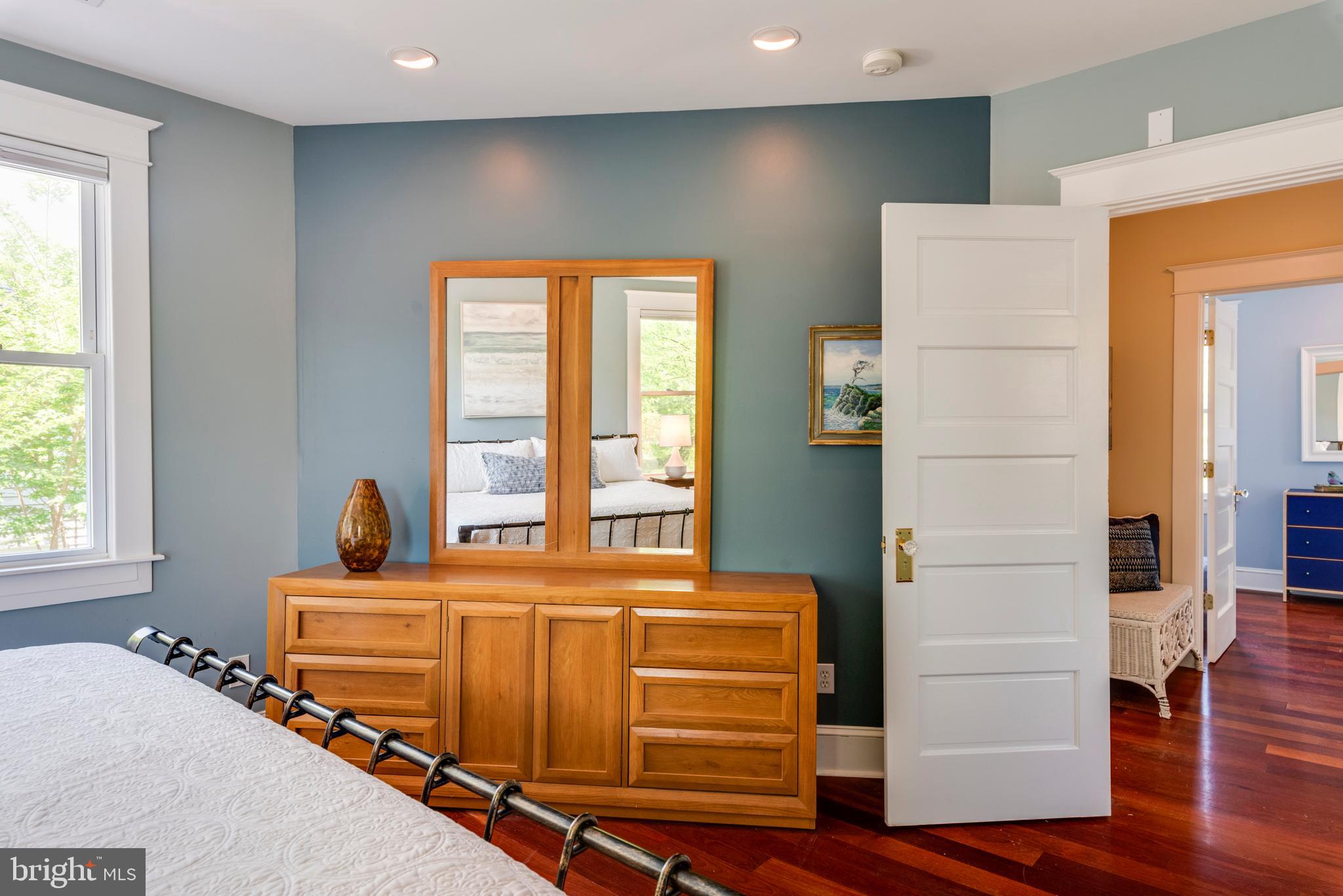 HOMEWOOD - Residential