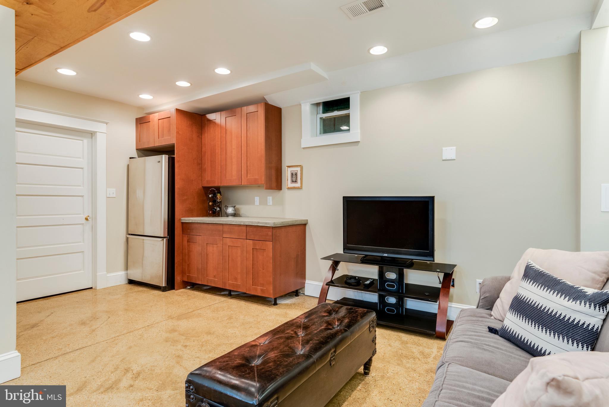 HOMEWOOD - Residential