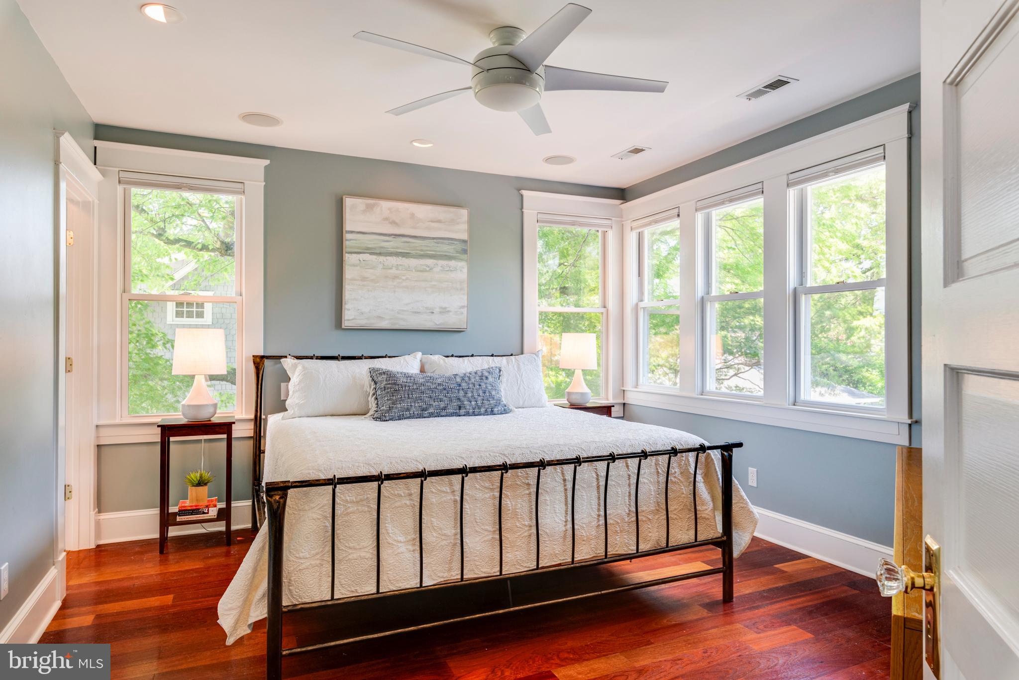 HOMEWOOD - Residential