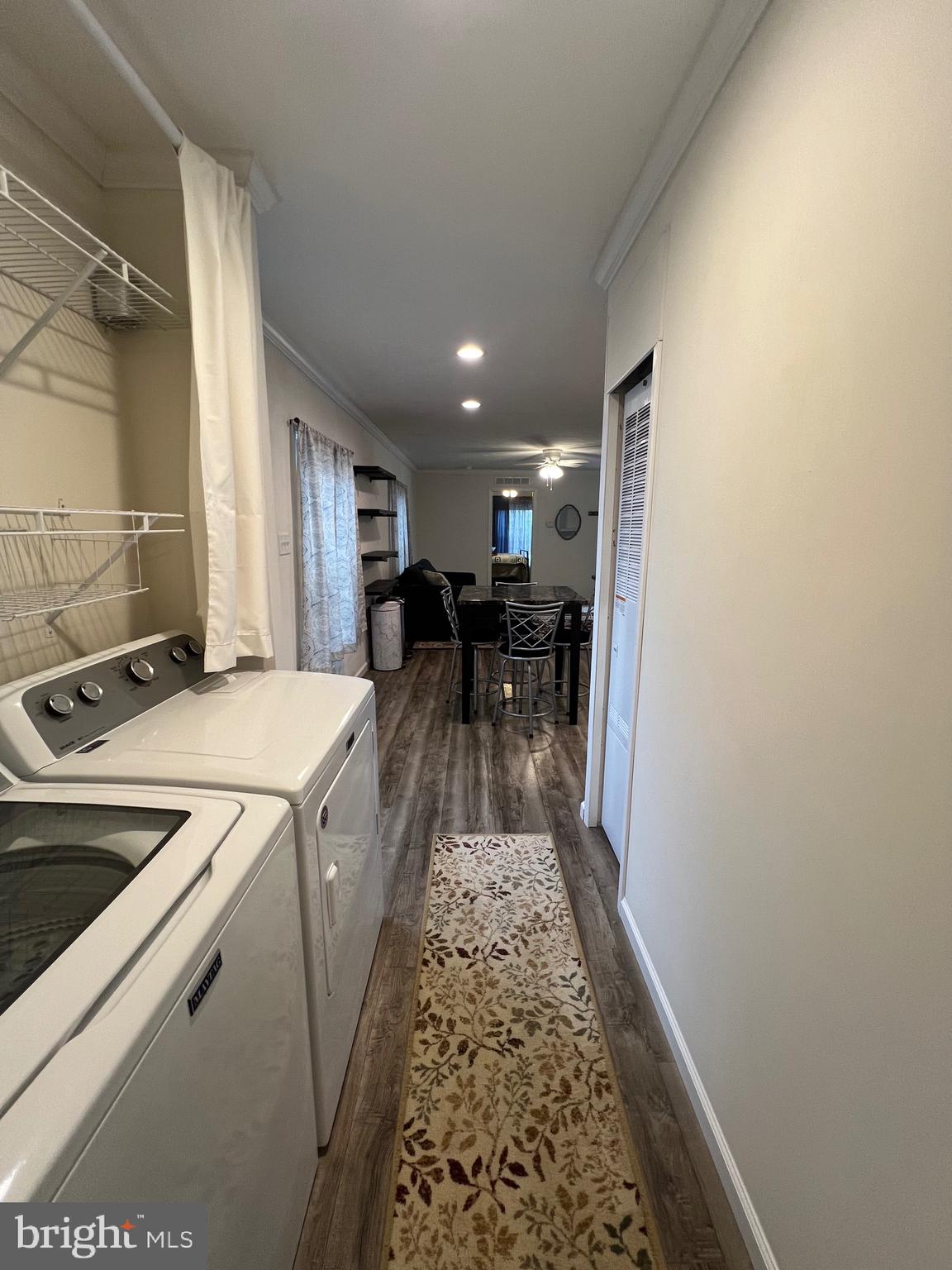 PIN OAK MOBILE HOME - Residential