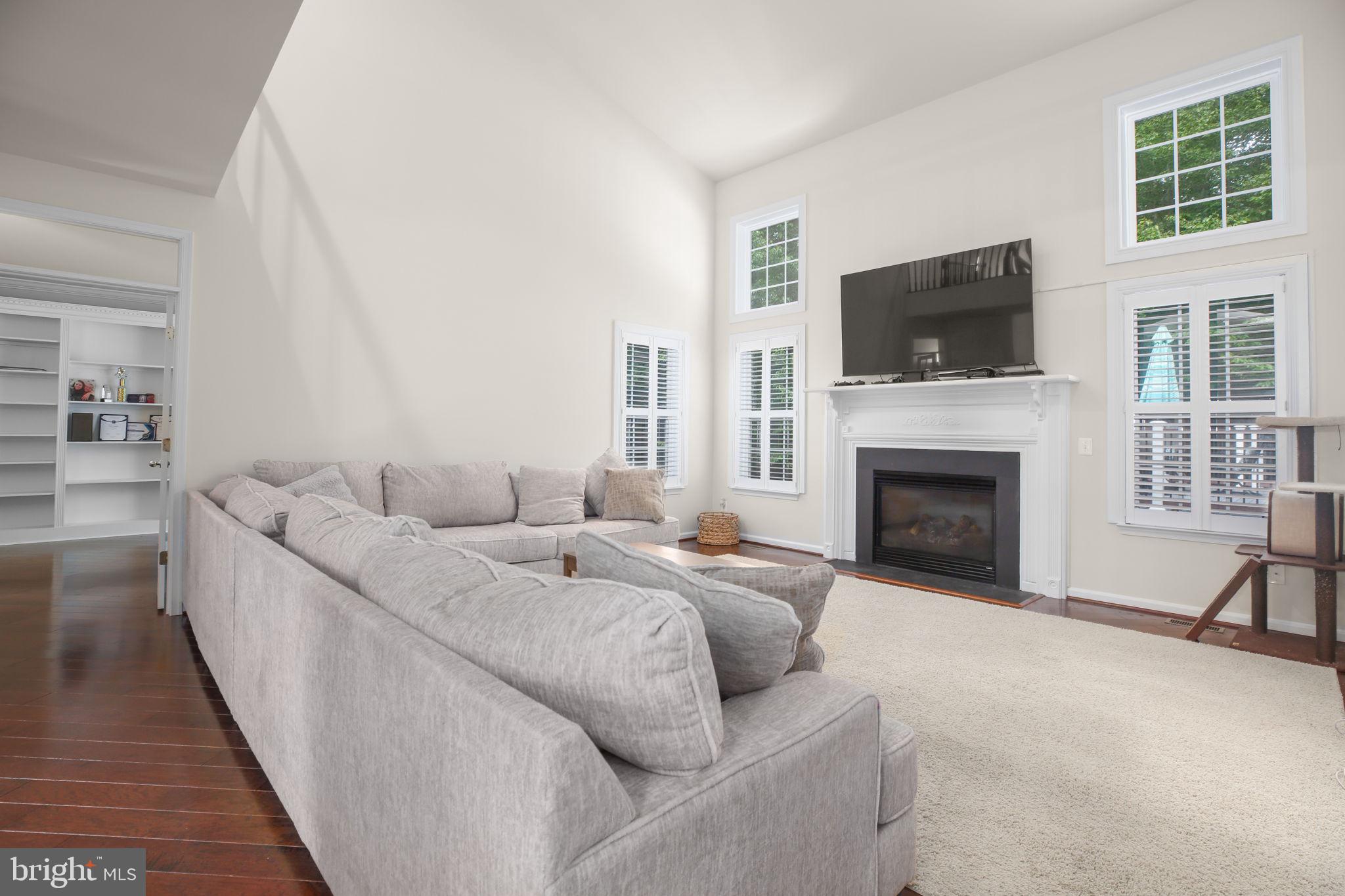 STUARTS CROSSING - Residential