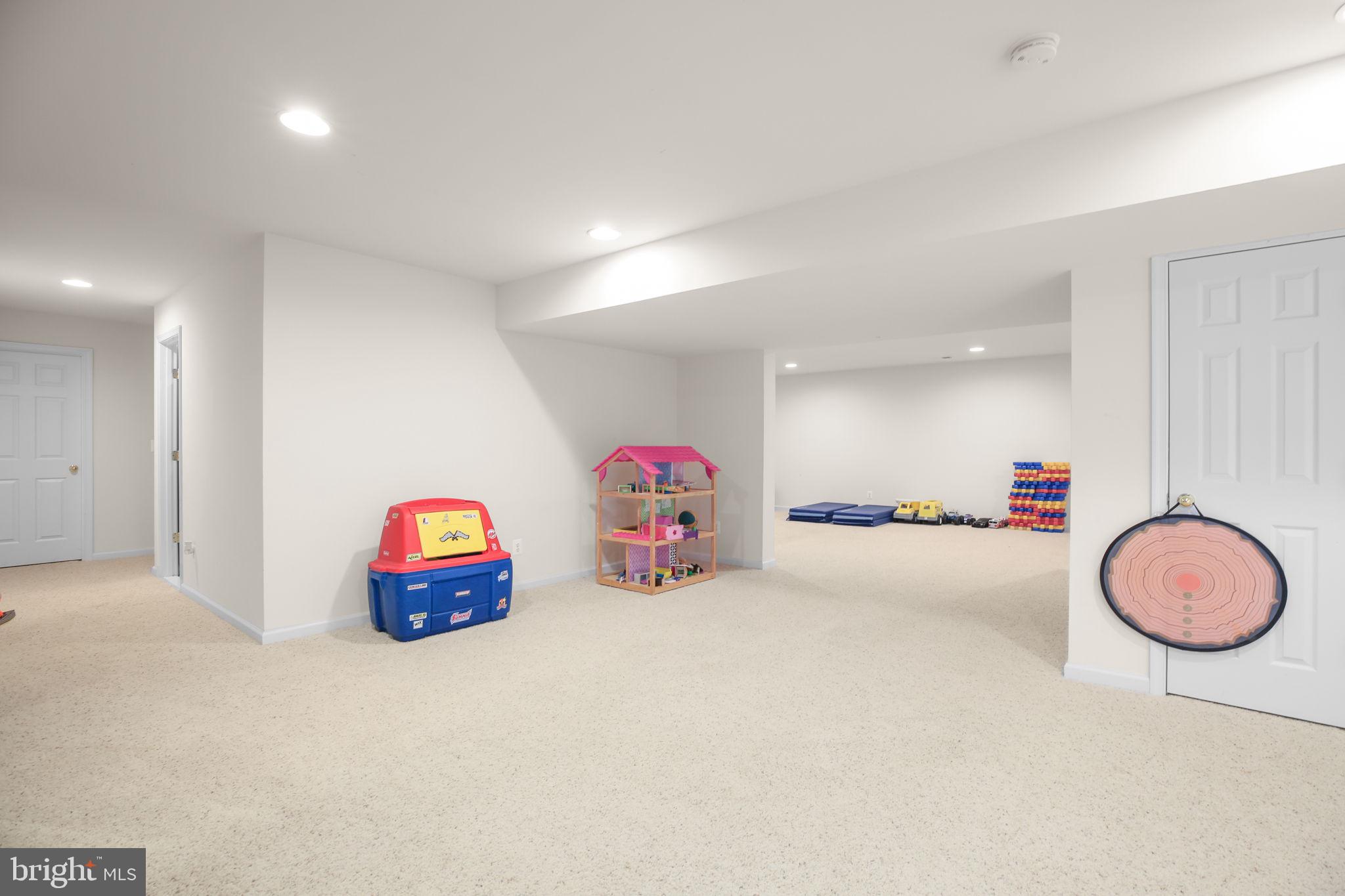 STUARTS CROSSING - Residential