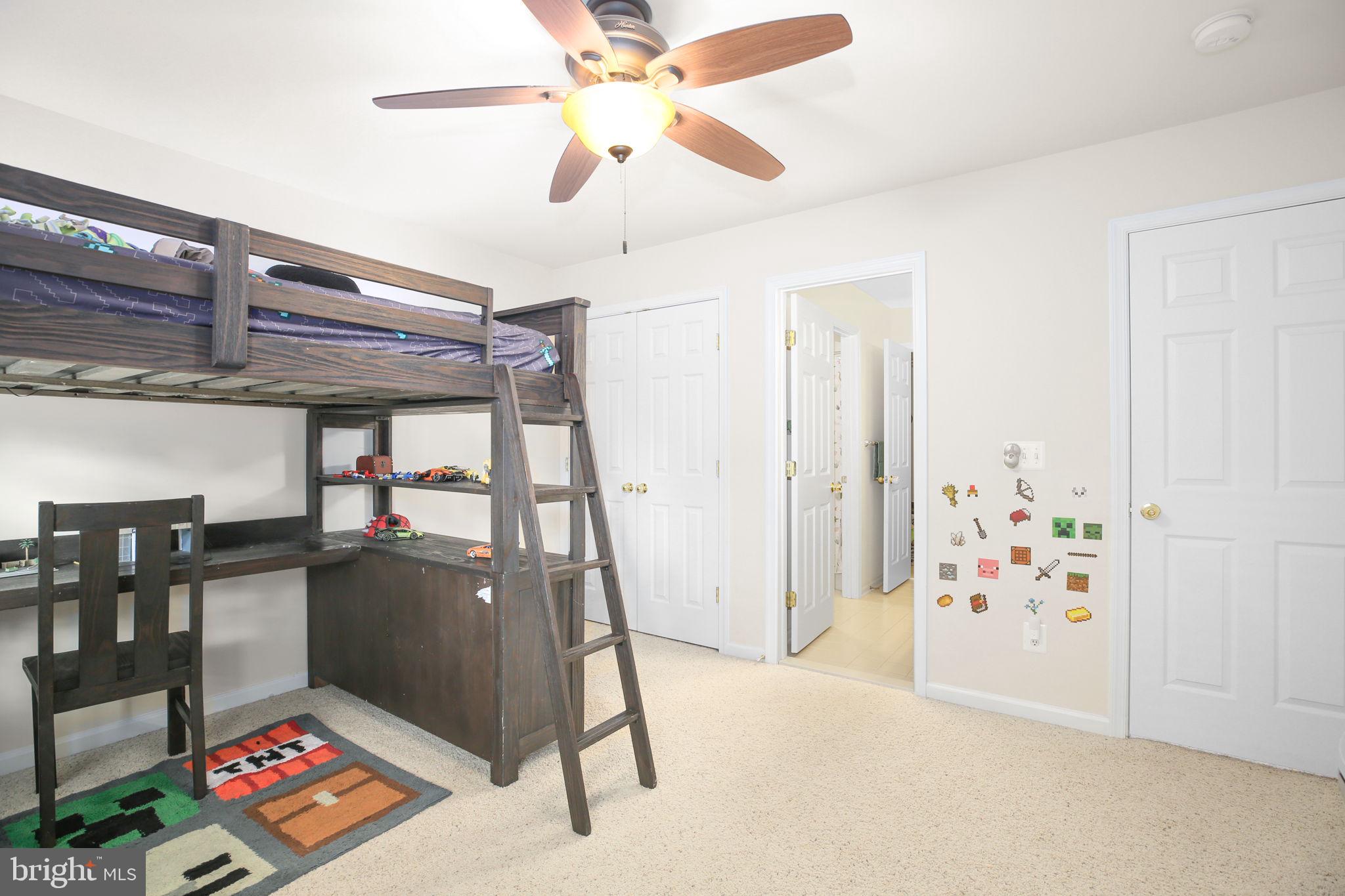 STUARTS CROSSING - Residential