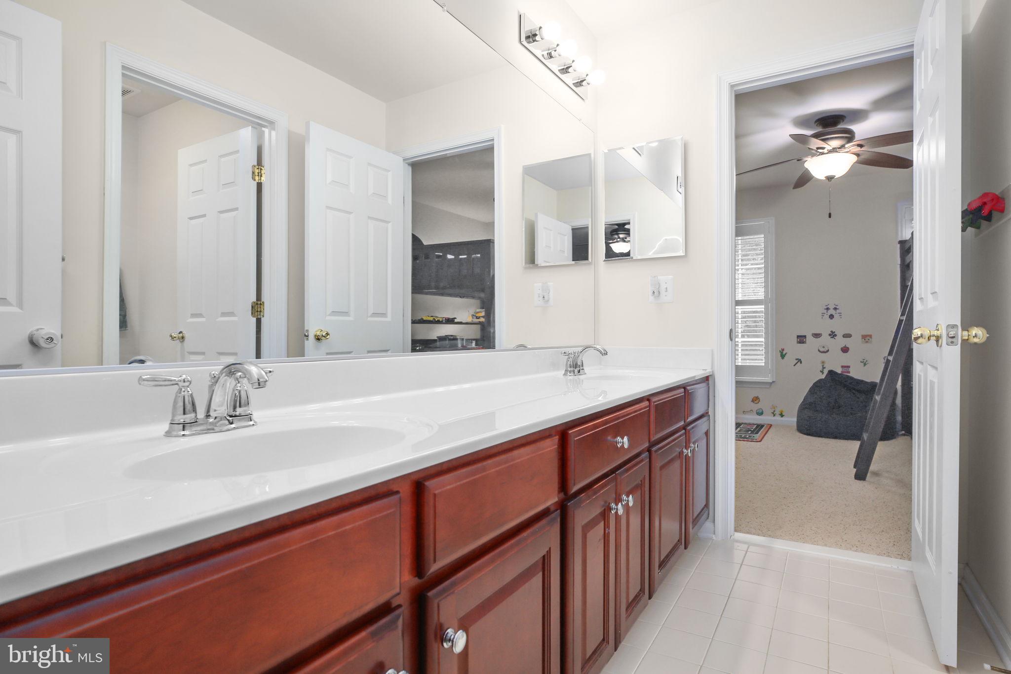 STUARTS CROSSING - Residential