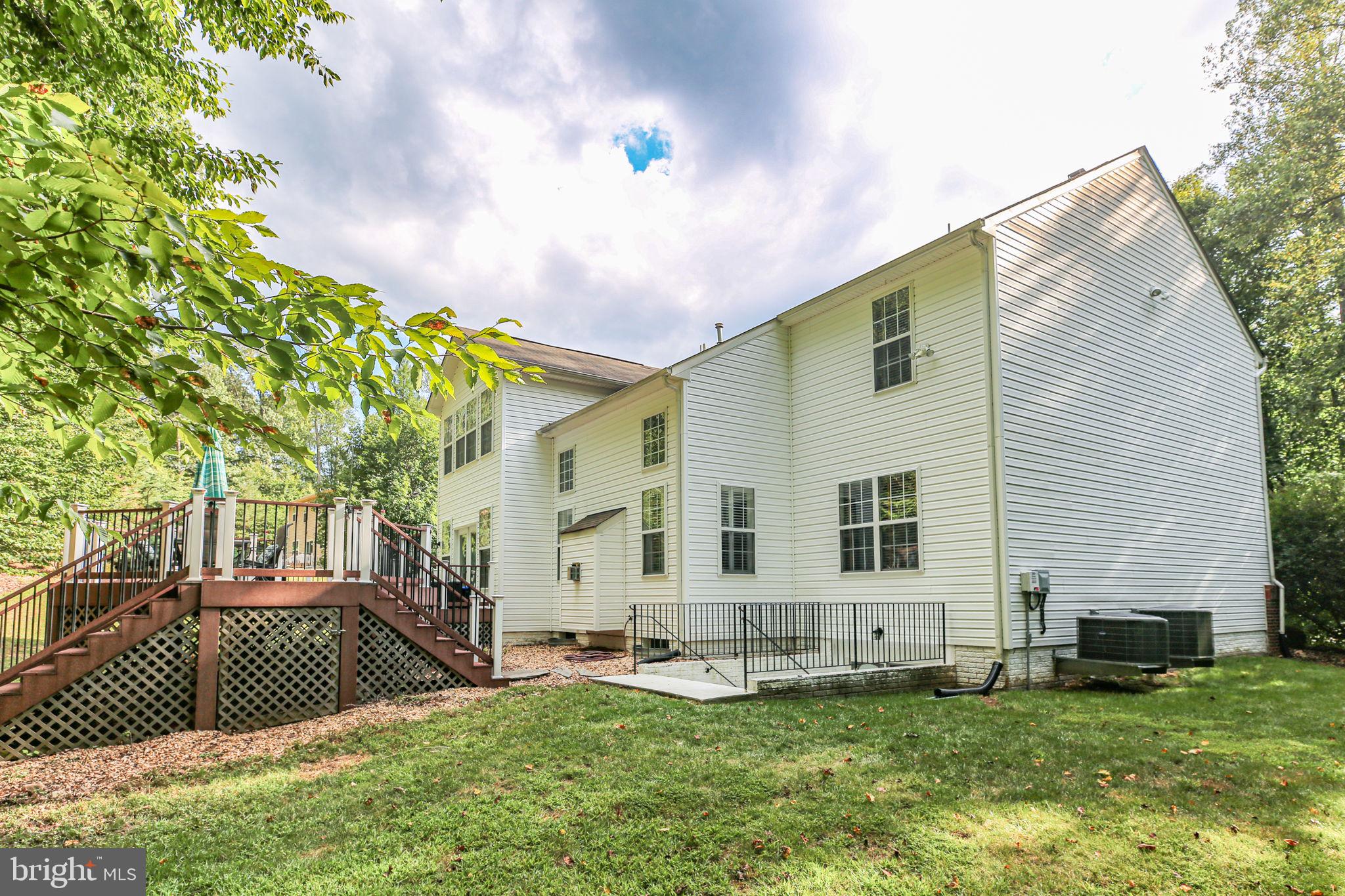 STUARTS CROSSING - Residential