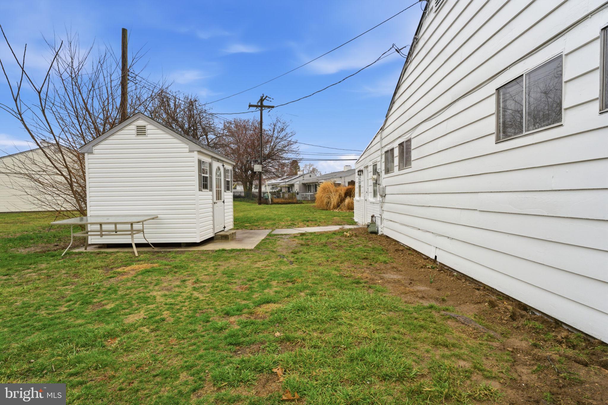 FAIRLESS HILLS - Residential