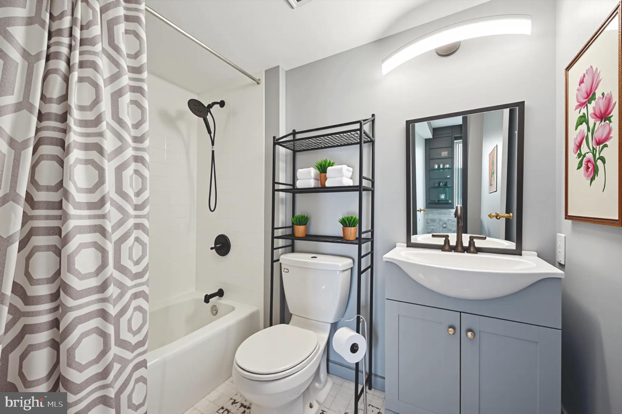 VALLEY FORGE TOWER - Residential