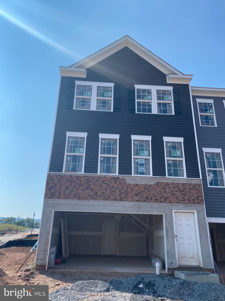 TUSCARORA CREEK - Residential