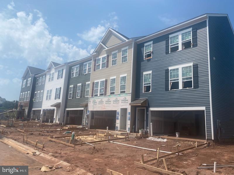 TUSCARORA CREEK - Residential