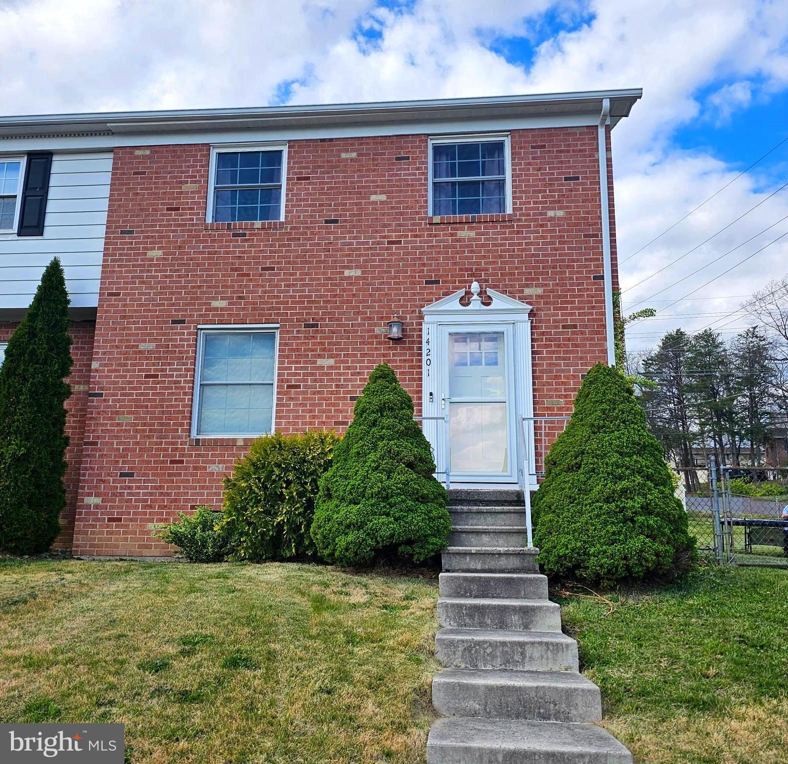 GLEN OAKS - Residential