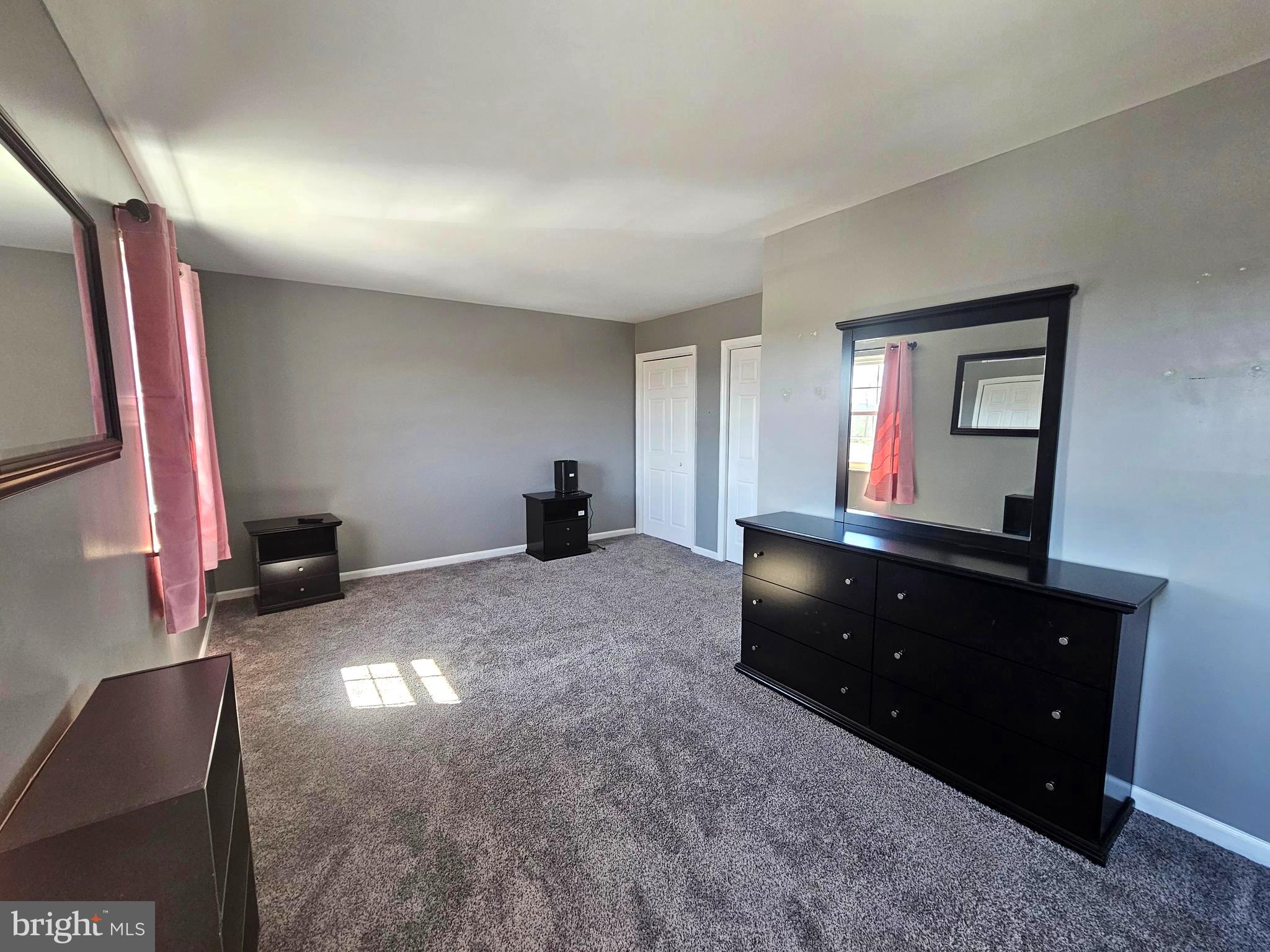 GLEN OAKS - Residential