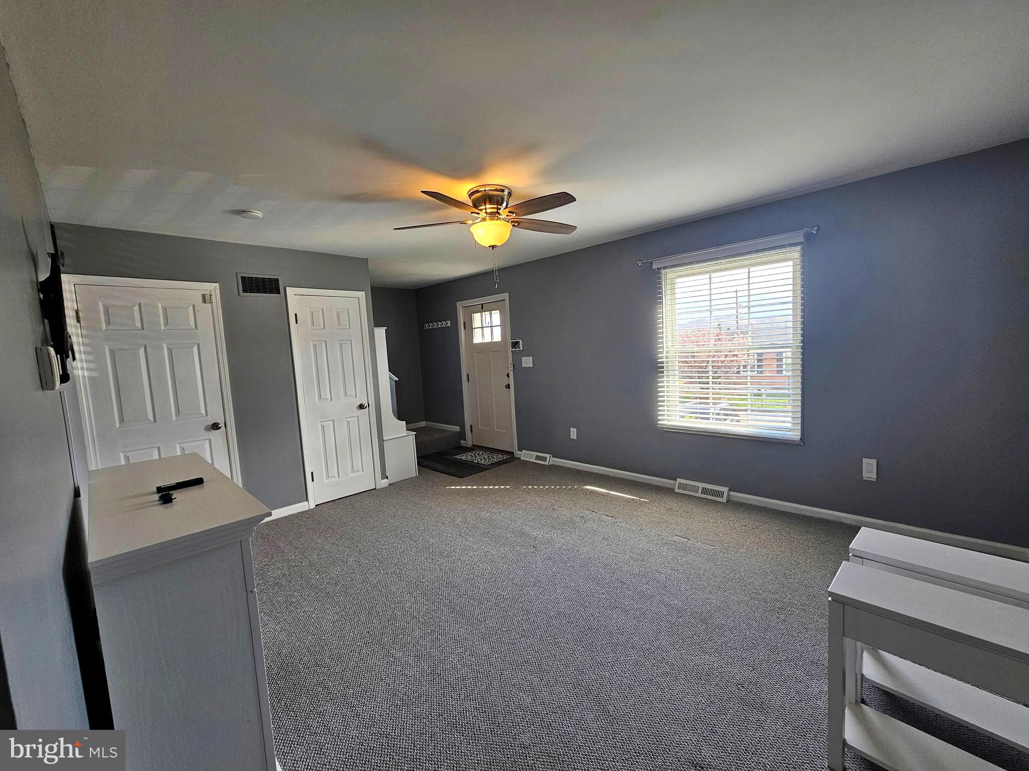 GLEN OAKS - Residential