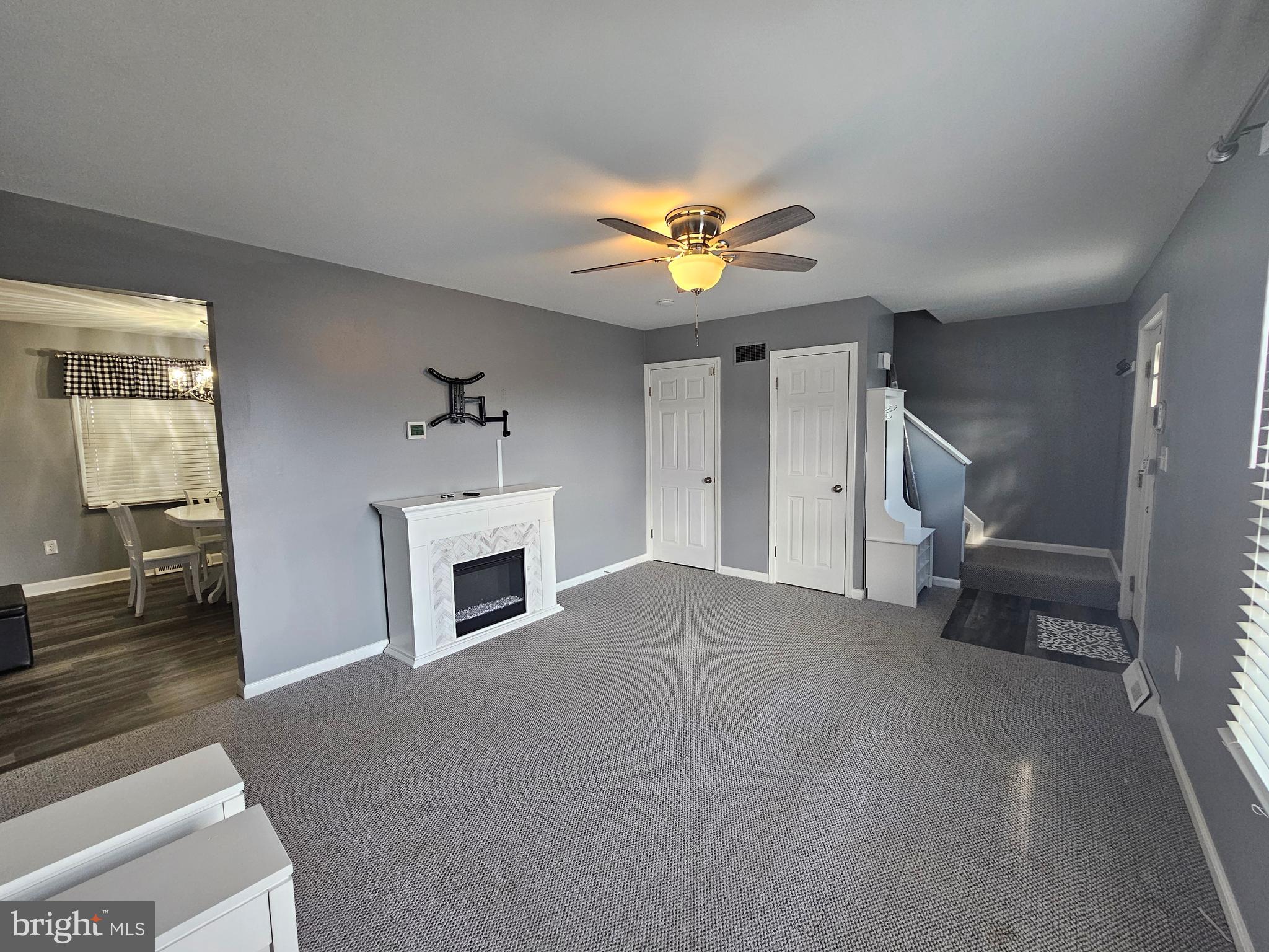 GLEN OAKS - Residential