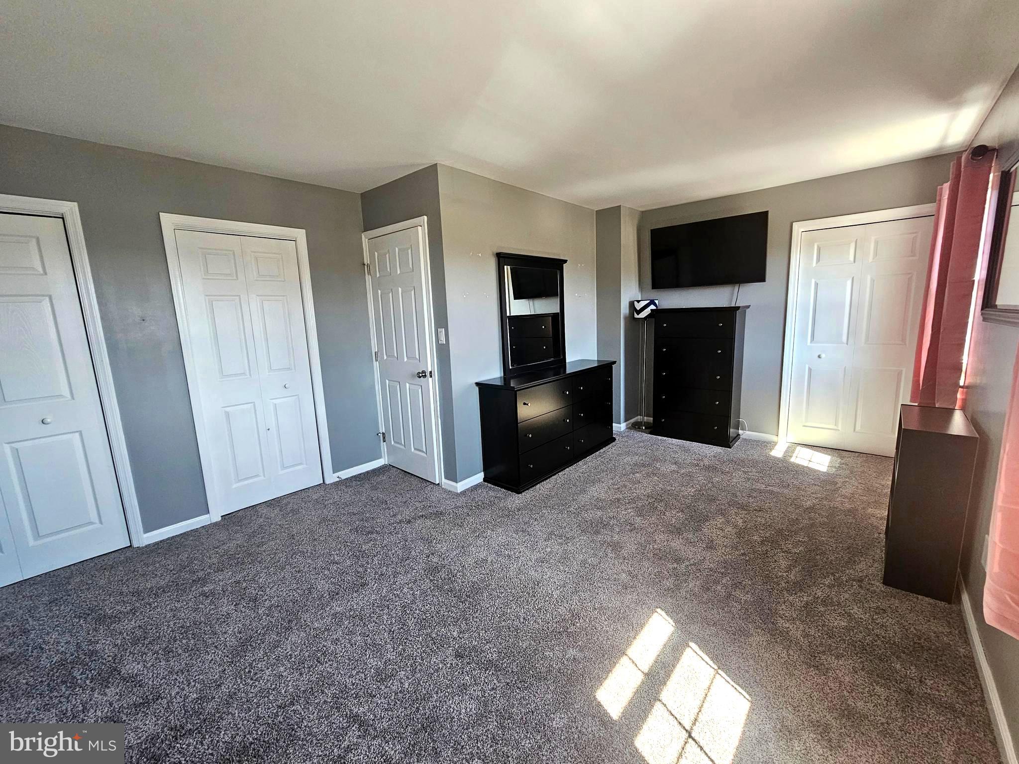 GLEN OAKS - Residential