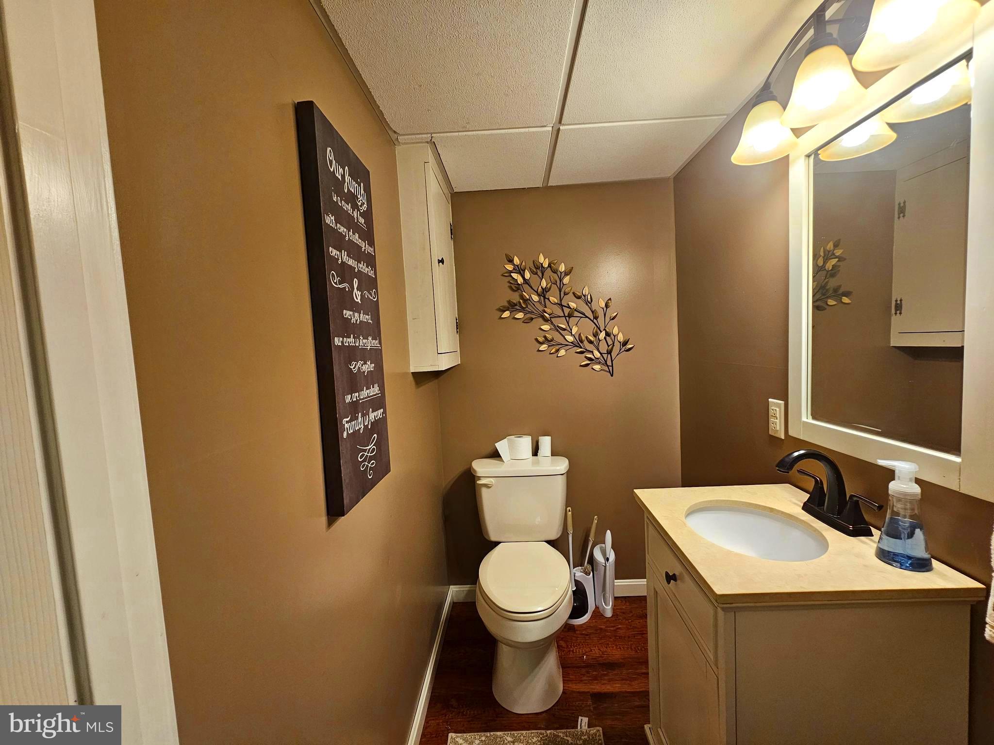 GLEN OAKS - Residential