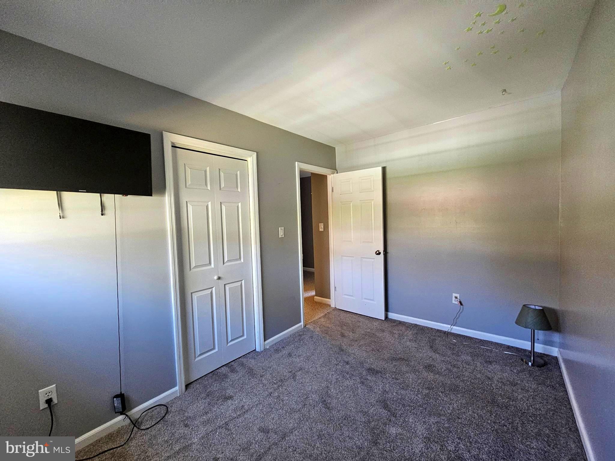 GLEN OAKS - Residential