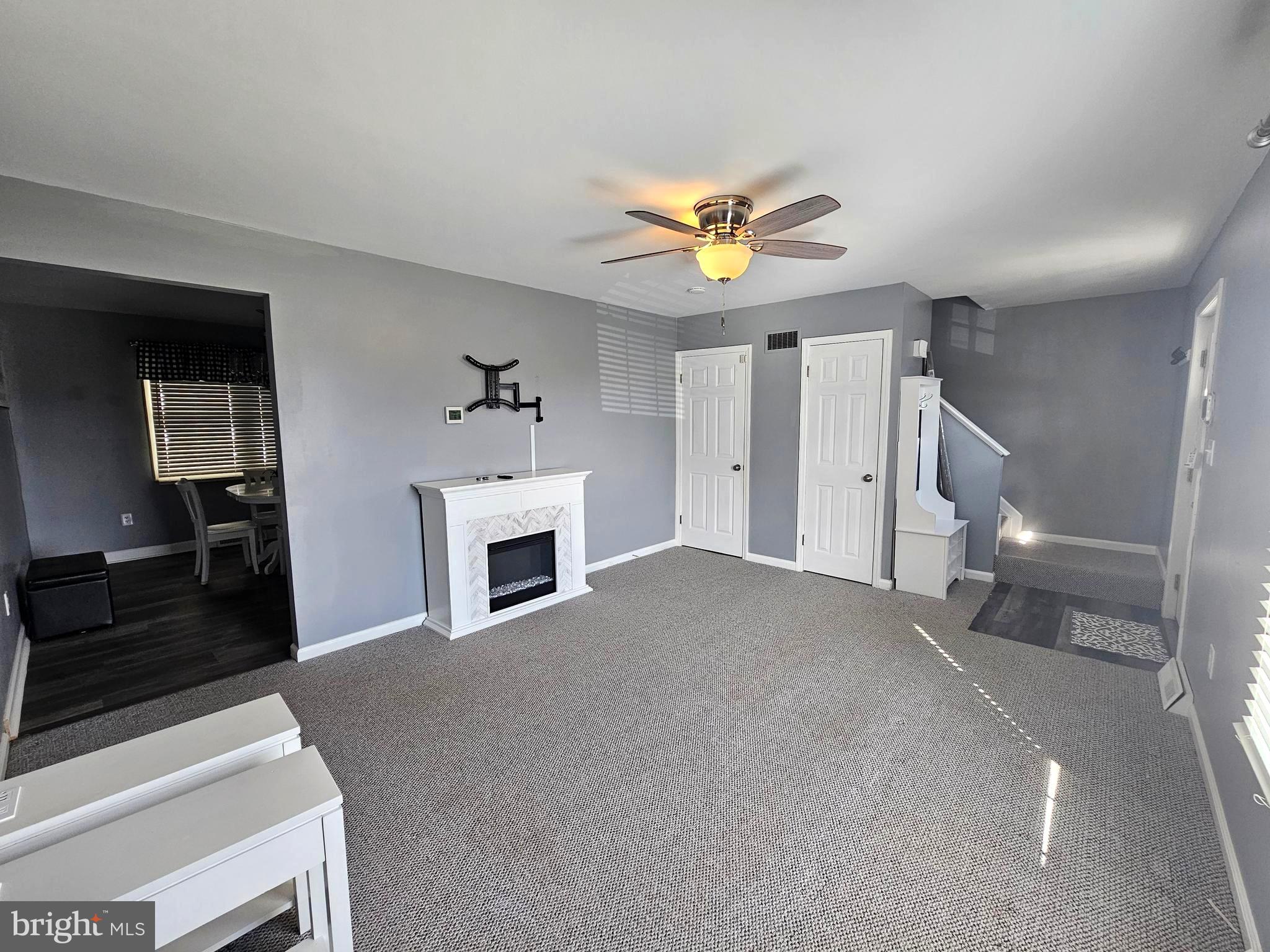 GLEN OAKS - Residential