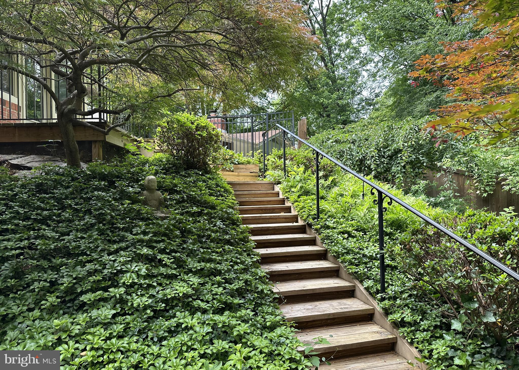3416 COUNTRY HILL DRIVE