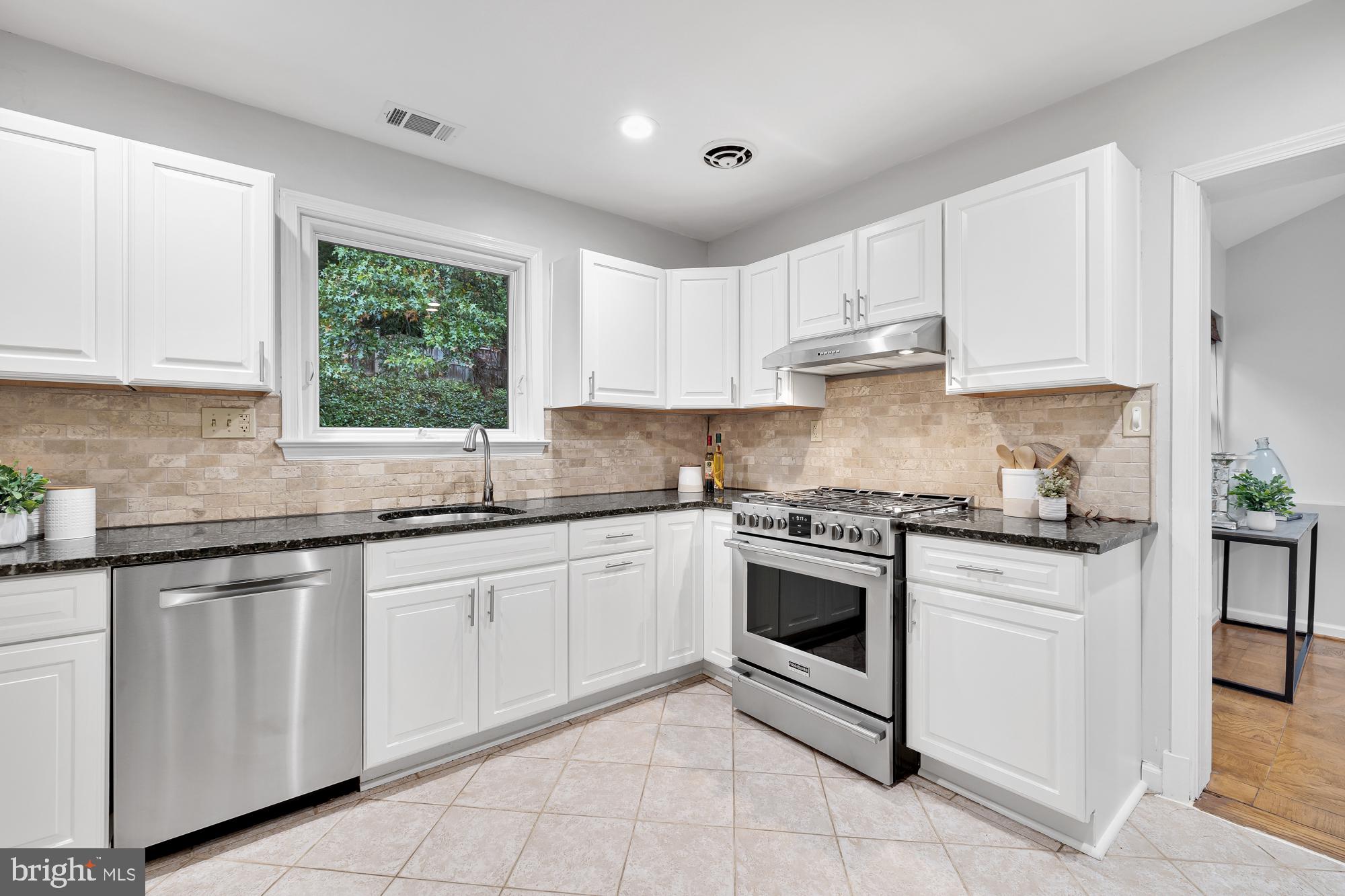 BELLE HAVEN TERRACE - Residential