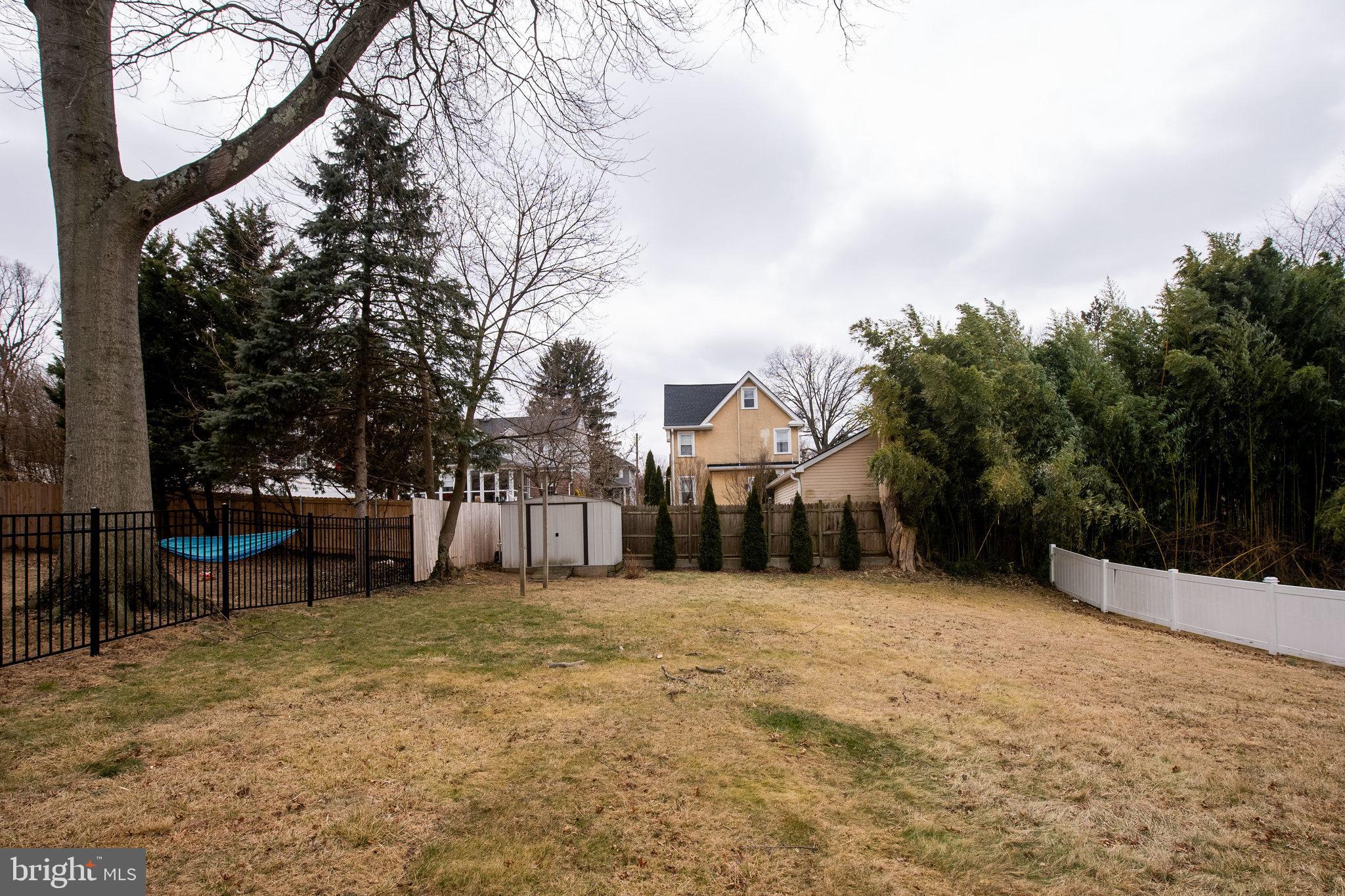 GLENSIDE - Residential