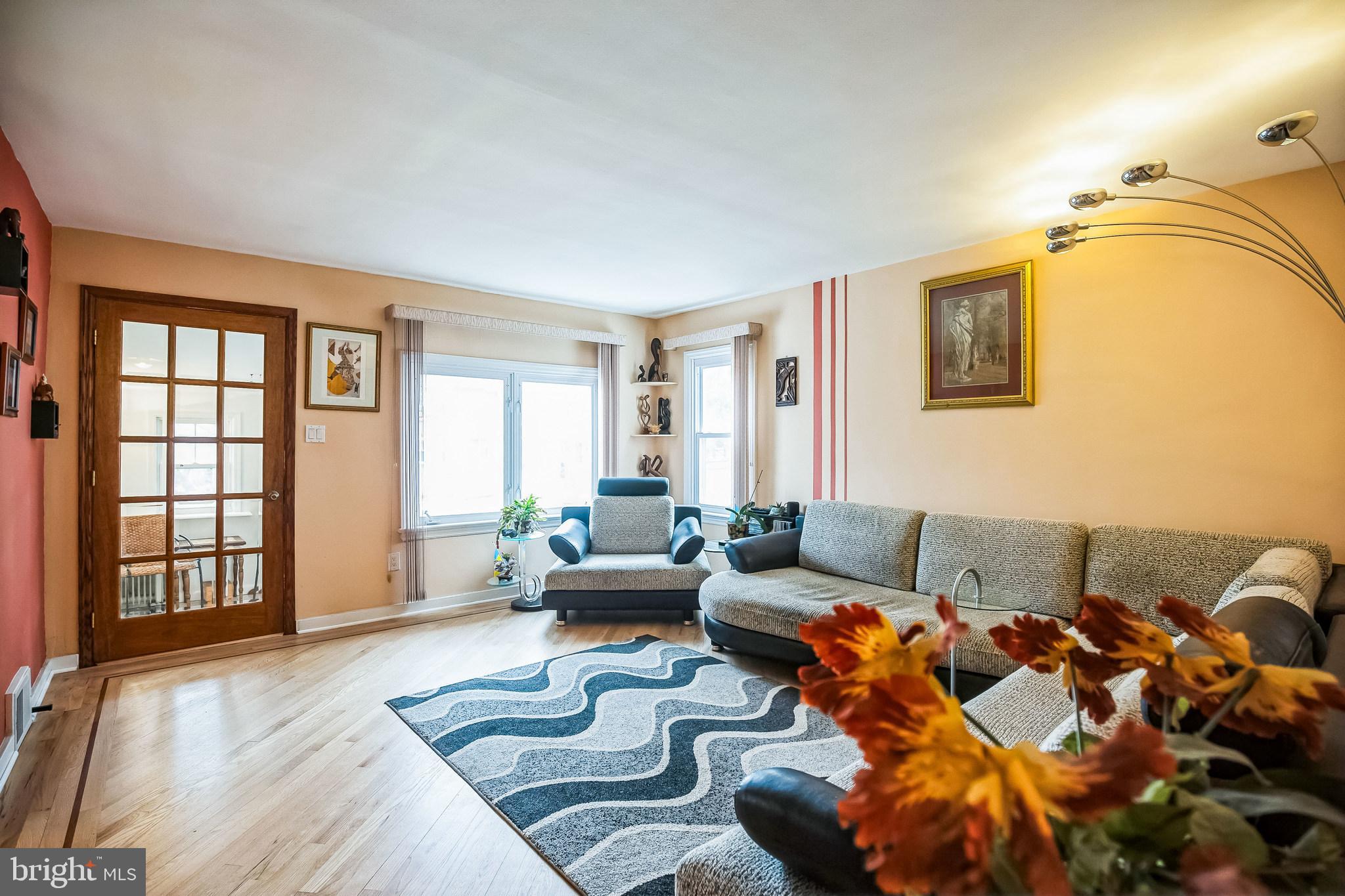 GLENSIDE - Residential