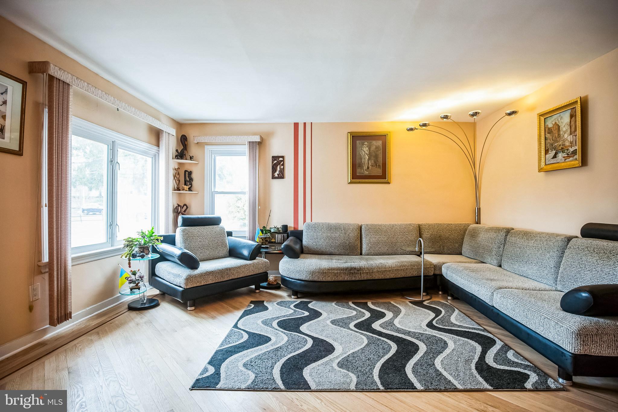 GLENSIDE - Residential