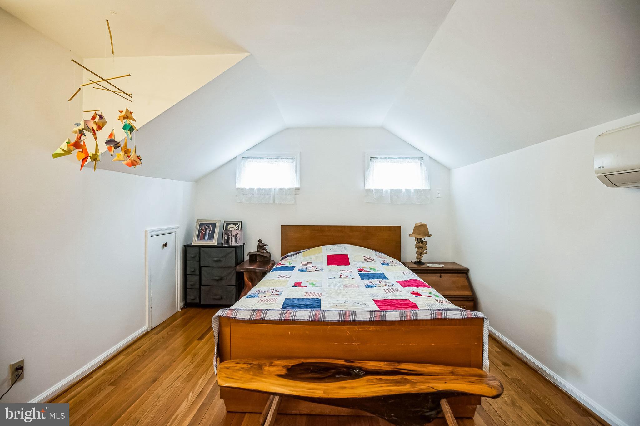 GLENSIDE - Residential