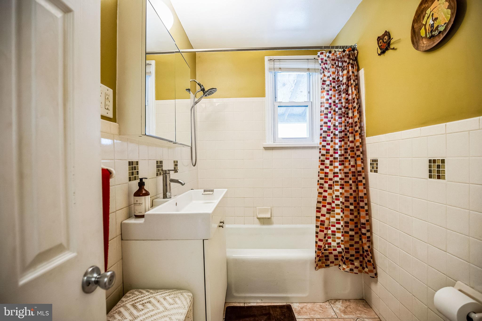 GLENSIDE - Residential