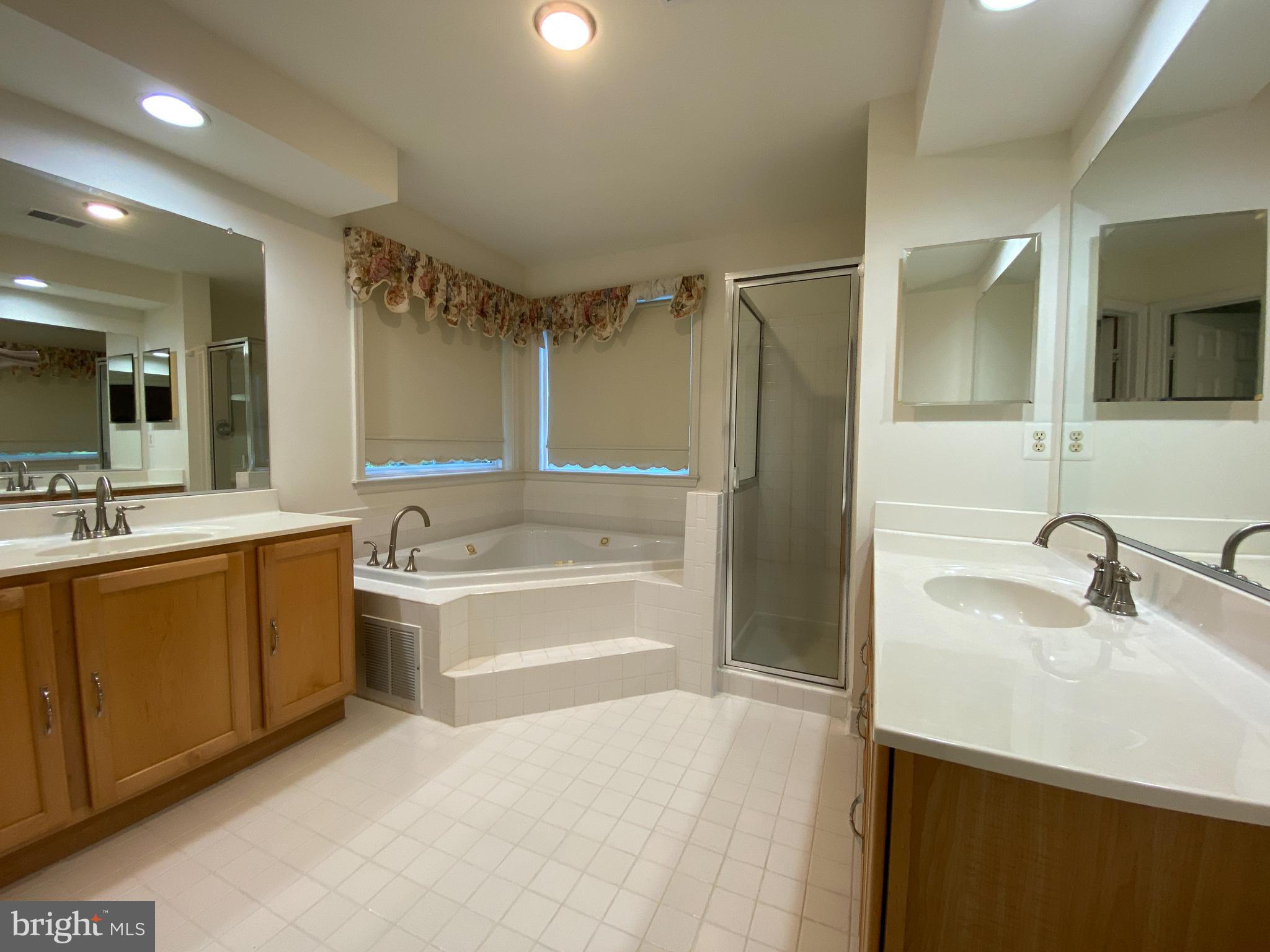 INDIAN CREEK ESTATES SUB - Residential