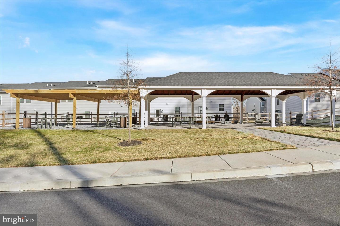 CLOVER MILL - Residential