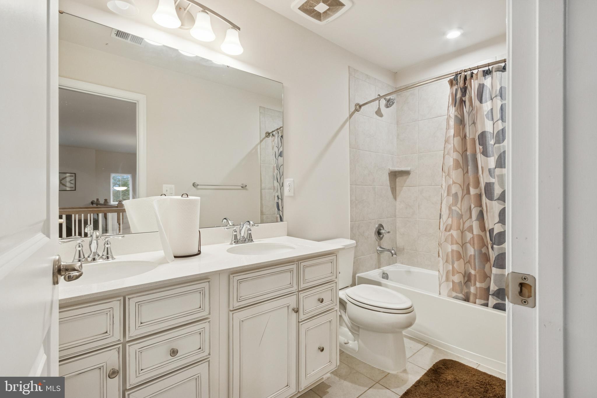 FAWN LAKE - Residential