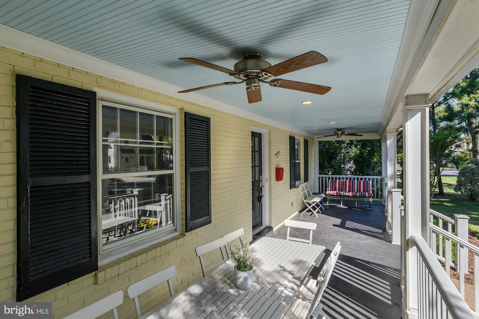 HENDRY ESTATES - Residential