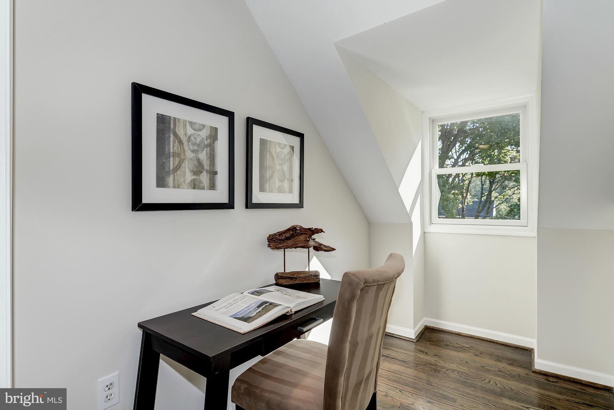 HENDRY ESTATES - Residential