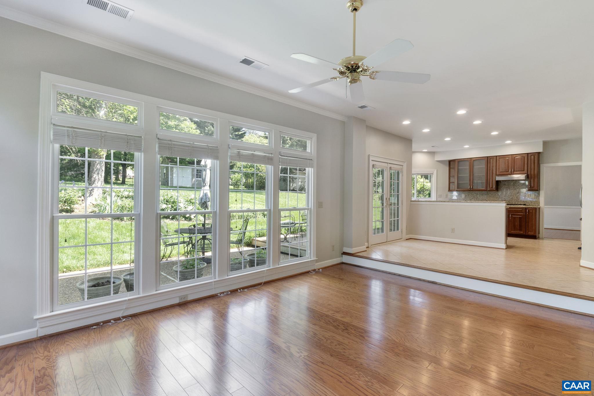 FOREST LAKES - Residential