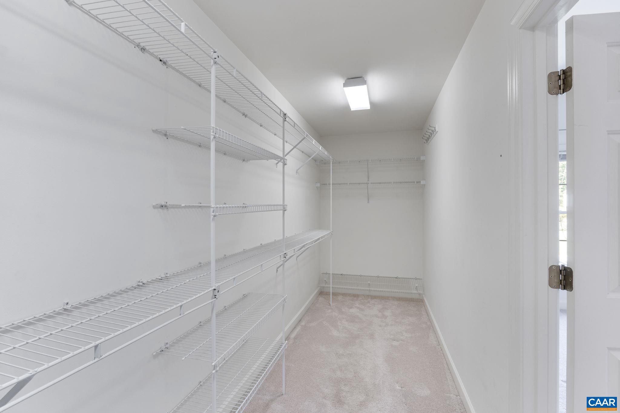 FOREST LAKES - Residential